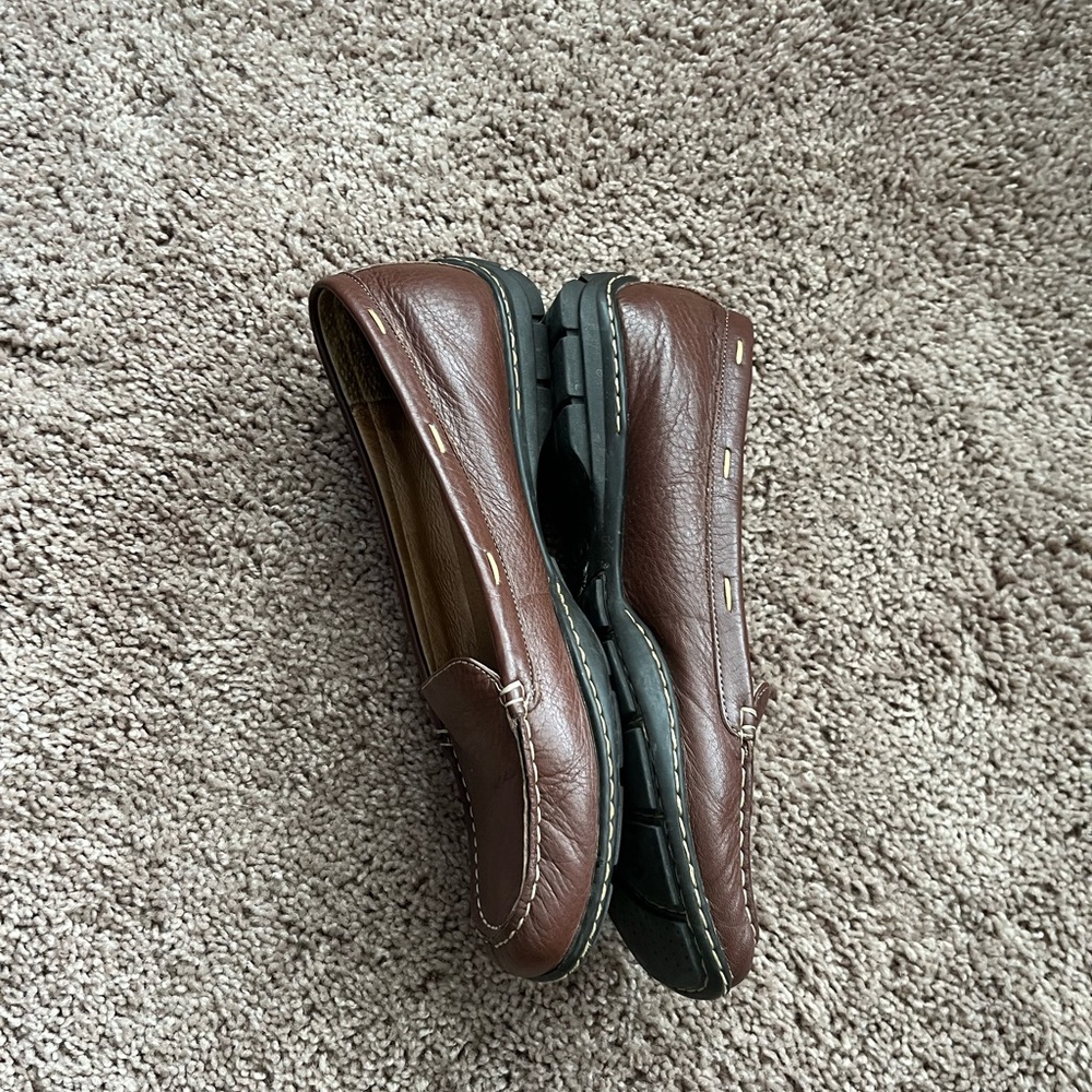 sofft  Tan Leather Slip-Ons size 11   beautiful leather - Picture 5 of 8